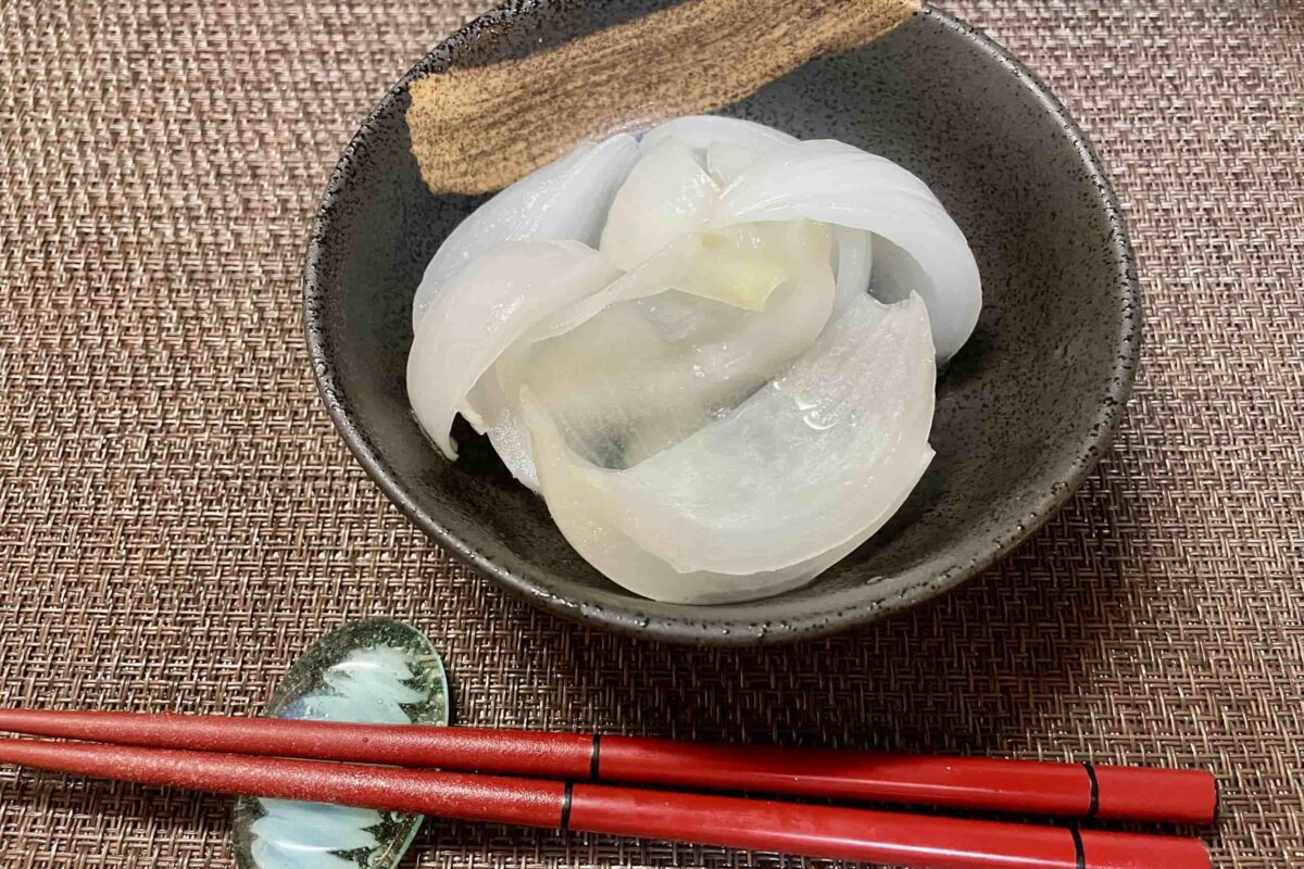 新玉ねぎの半生サラダ
