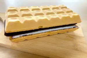 sirabee20260428chocomonaka5