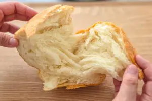 GWに焼きたい「ふわふわ食パン」　ホームベーカリー任せなのに贅沢すぎた