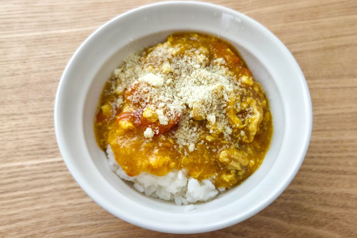 トマたまカレーうどん