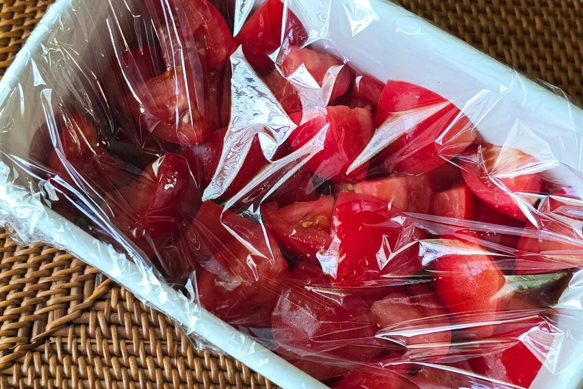 トマトだけサラダ