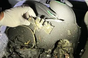 まだ5月なのに、車内のモバイルバッテリーが突然発火　「炎天下ならありえるが…」驚く声