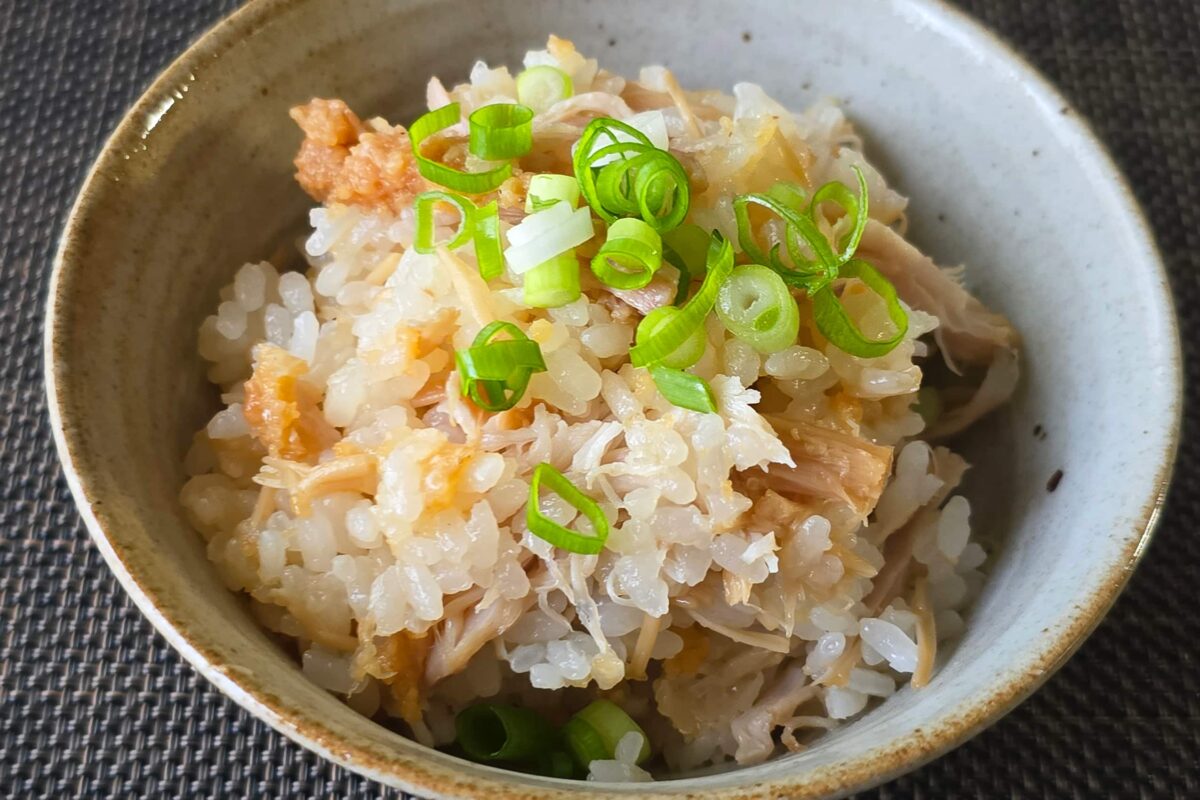 ファミチキとなめたけの炊き込みご飯