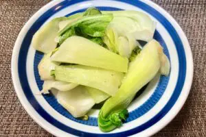 ロバート馬場の「ちんげん菜炒め」が簡単すぎる 約130円で作れるごちそう