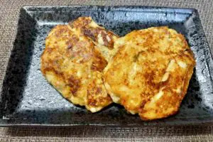 コウケンテツ、豆腐で作る「チヂミ」が簡単すぎる　水切り不要でカリふわ食感