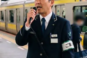 嵐ラストライブ、JR水道橋駅で“駅員の粋なアナウンス”が話題に　「愛が溢れてる」ファン歓喜
