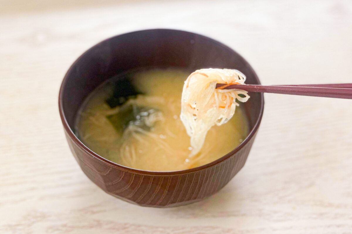 ツマとワカメの味噌汁