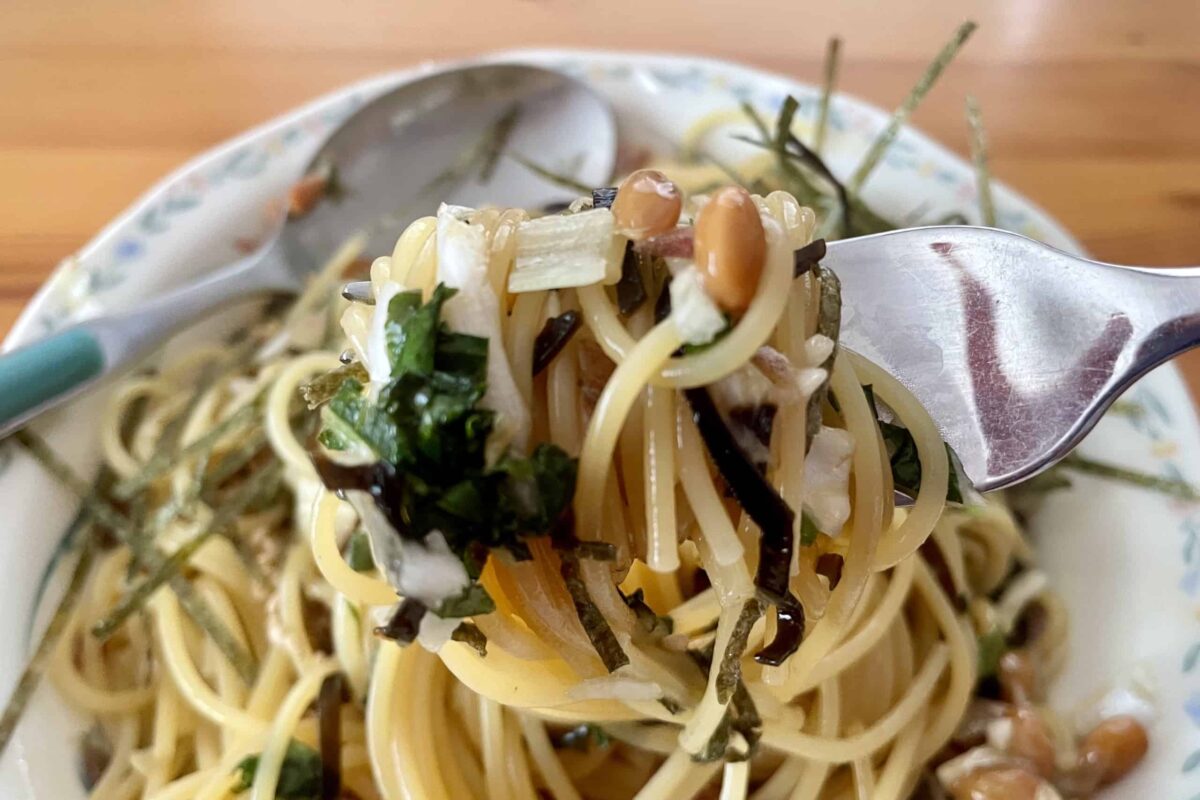薬味たっぷり納豆パスタ