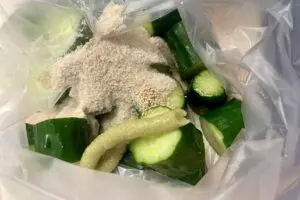 sirabee20260611cucumber4