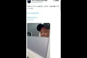 飛行機で窓から現れた隣人から「ワキハラ」報告　選手の投稿が話題「新たなハラスメントですか？」