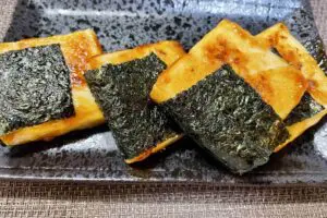 はんぺんってこんなにおいしいんだ 甘辛の「磯辺焼き風」が最高のおつまみ