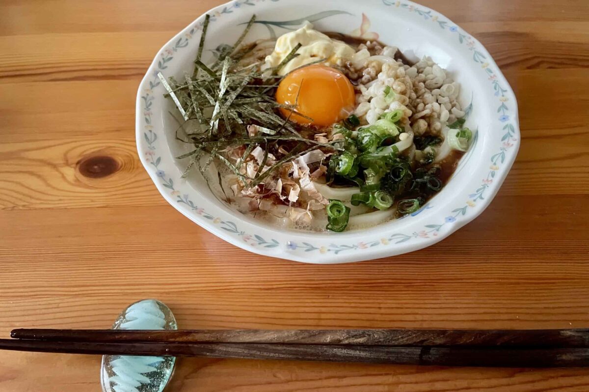 冷やし釜玉うどん