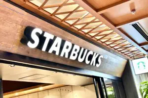 スタバのキッズバリスタ体験を取材！　これはおでかけにも自由研究にも良い