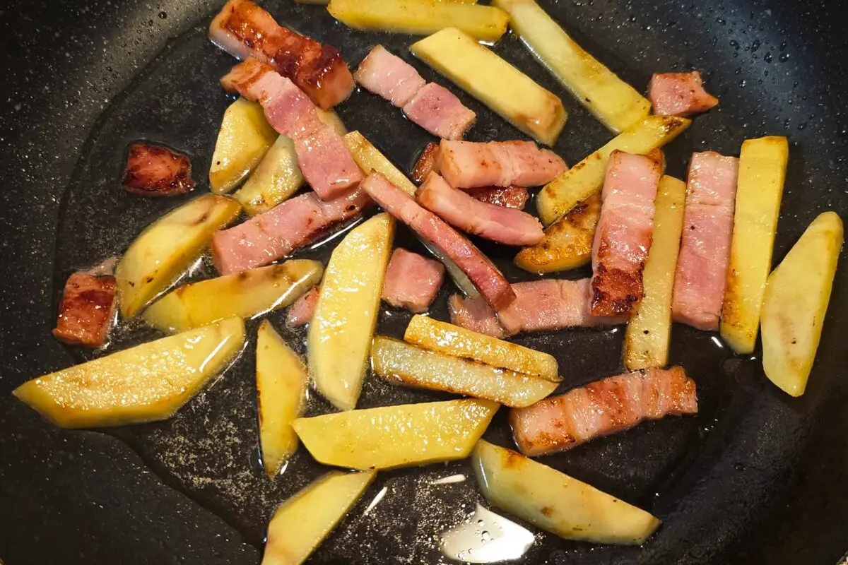 sirabee20260827pasta5