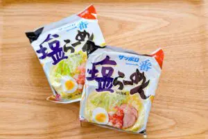 芳根京子の「袋麺が劇的においしくなる作り方」 茹でるときに“あること”をする