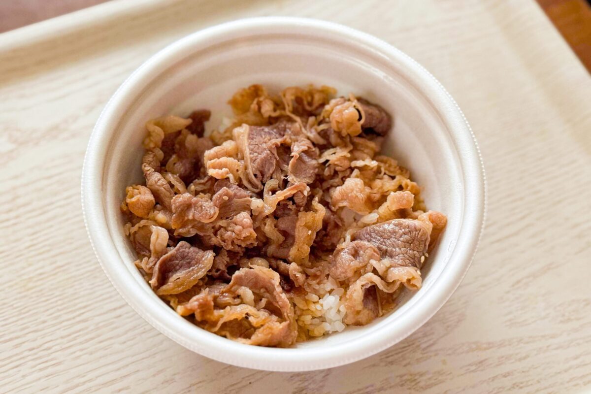 すき家「牛カルビ焼肉丼」