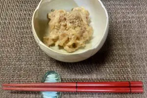 スーパーの中華くらげに「あるもの」混ぜると激ウマ 『晩酌の流儀』レシピ試してみた