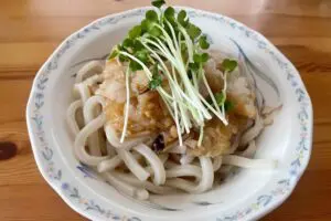 冷凍うどんで作る、和風“アーリオ・オーリオ”が鬼うま… 「なめ茸」がまさかの大変身