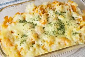 ホワイトソース不要の「ドリア」が最高　あの“お弁当用おかず”が大変身した…