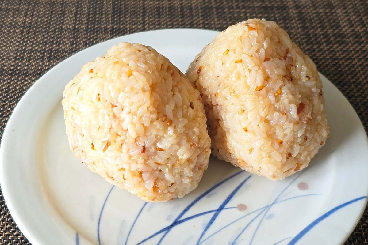 わさびとカツオのおにぎり