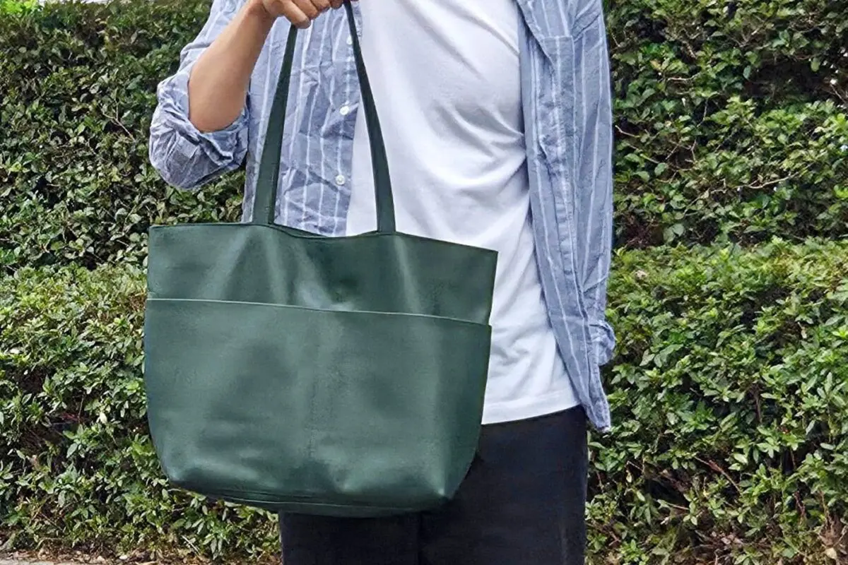 sirabee20261025leatherpoketotebag9